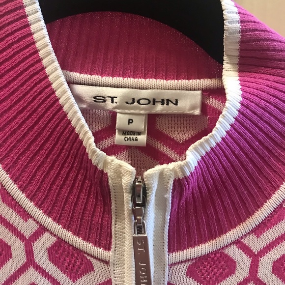 Beautiful hot pink and white St John Sweater - Picture 6 of 8